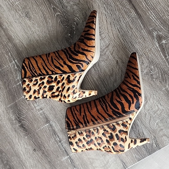 NEW! Matisse Shaker Leather and Rea Calfl Fur Animal Print Booties Boots Size 7 - Picture 8 of 10